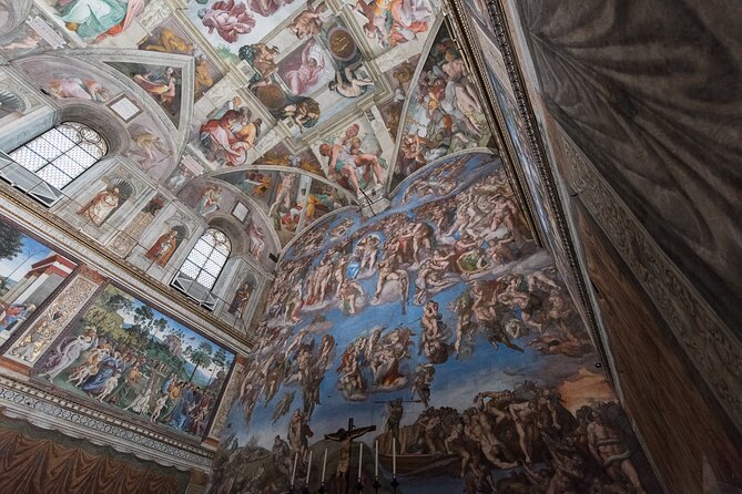 Night Vatican Museums Tour Including Sistine Chapel - Dress Code and Accessibility