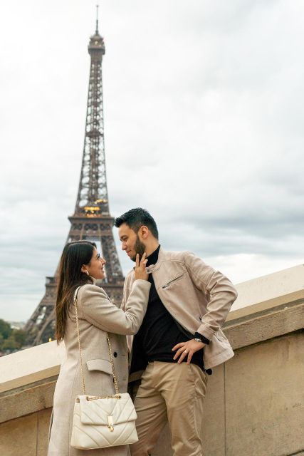 Paris: Private Eiffel Tower Couples Photo Shoot - Highlights