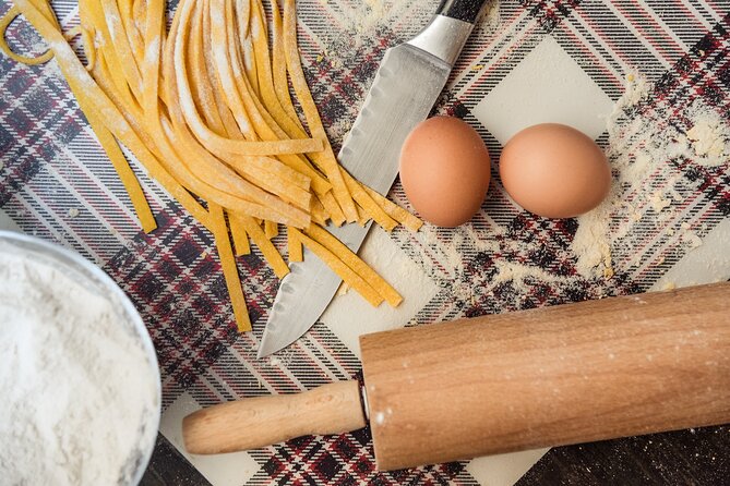 Pasta and Tiramisu Making Class at the Trevi Fountain - Additional Information