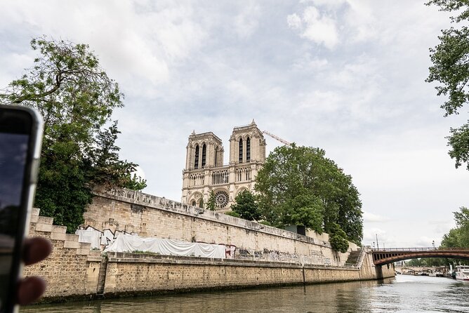 Private Boat Trip in Paris - Reviews and Ratings Overview
