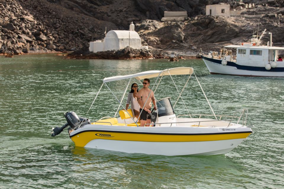 Santorini: License Free Boat - General Information