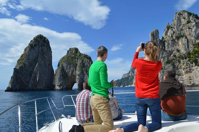 Small Group Day Boat Tour to Capri With Pick up - Traveler Resources