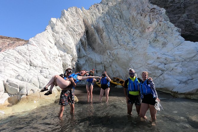 Small-Group Santorini Sea Caves Kayak Trip With Snorkeling & Picnic - Tour Guide and Overall Experience