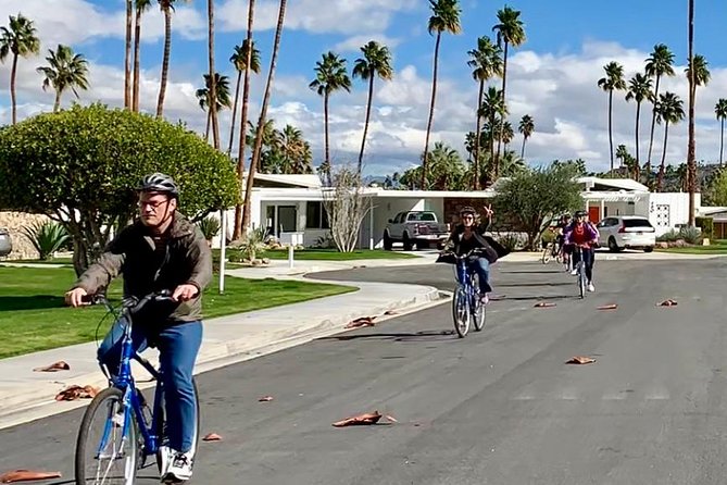 South Palm Springs Architecture, History and Bike Tour - Reviews and Booking Information