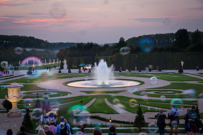 Versailles Palace Guided Tour With Garden Access From Paris - Customer Reviews