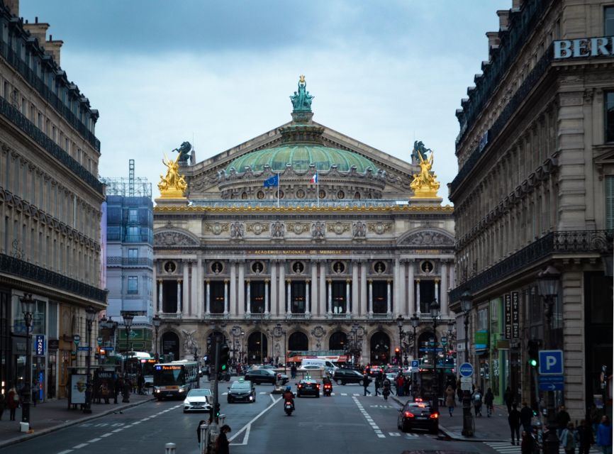 Whispers of Elegance: An Enchanting Parisian Evening - Luxurious Stop at Galeries Lafayette
