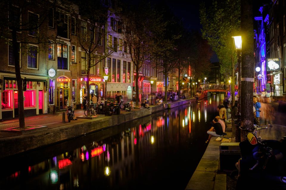 Amsterdam: Red Light District Walking Tour - Location Specifics in Amsterdam