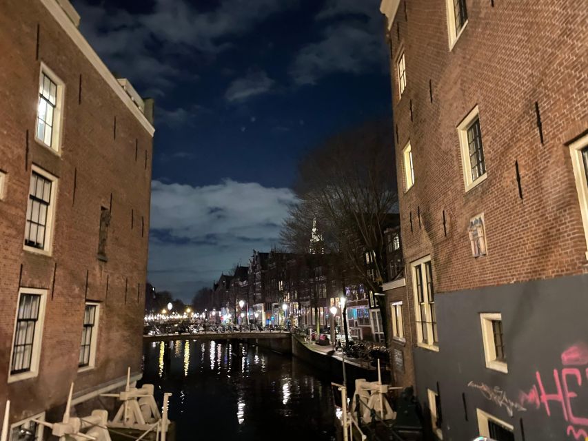 Amsterdam's Ghostly Experiences Group Tour - Tour Experience