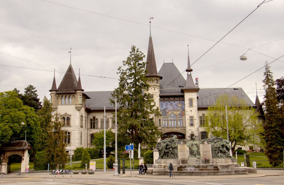 Bern: Private Exclusive Architecture Tour With Local Expert - Additional Information