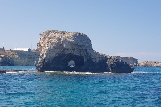 Boat Excursion to Ortigia With Typical Homemade Lunch - Additional Information for Travelers