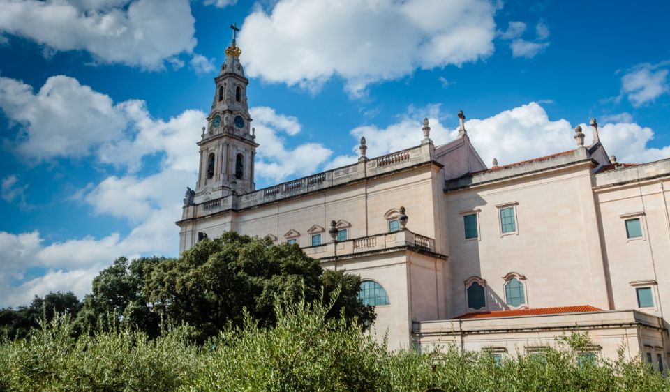 Fatima Private Tour From Lisbon - Experience
