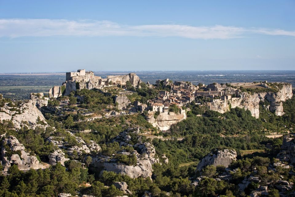 From Avignon: Half-Day Baux De Provence and Luberon Tour - Meeting Point Details