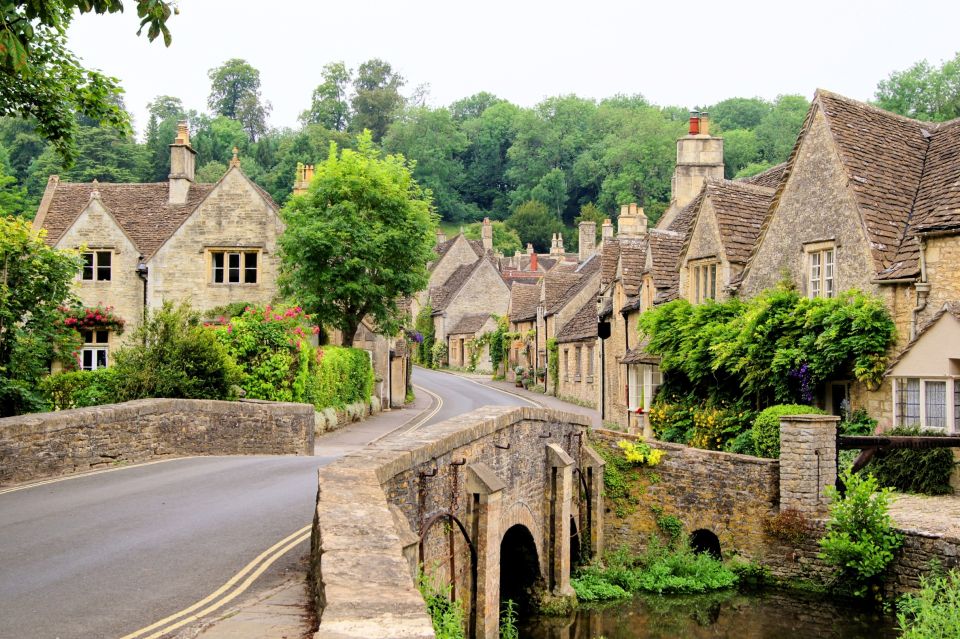 From London: Wales 5-Day Group Tour - Meeting Point