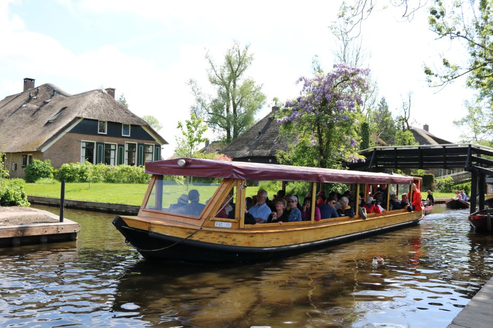 Giethoorn: Village & National Park Canal Cruise With Coffee - Directions