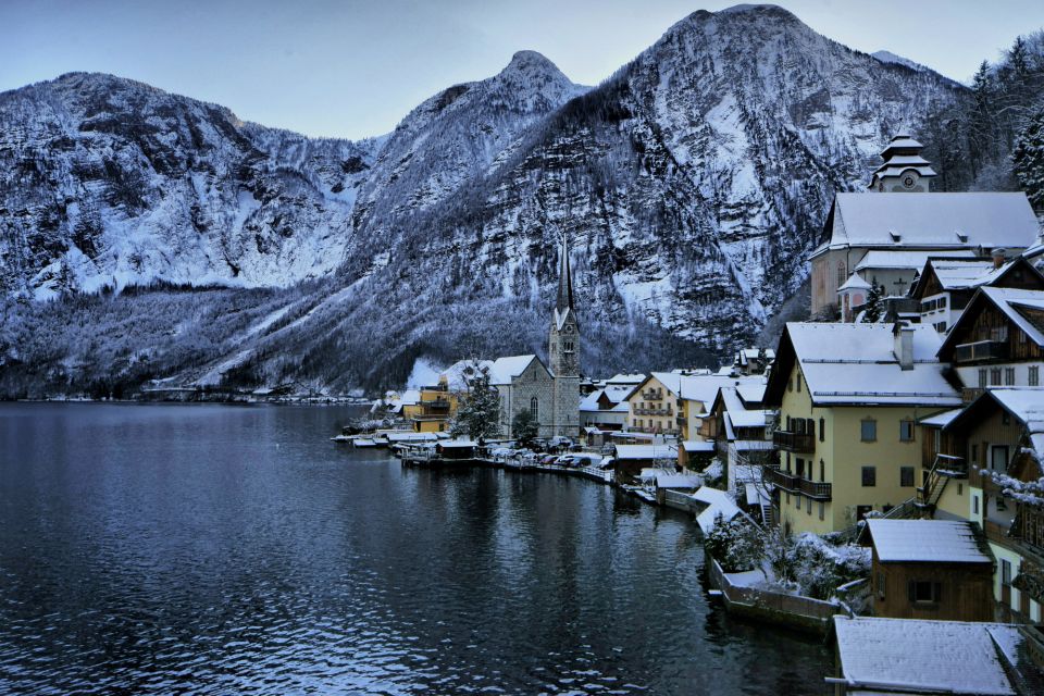 Hallstatt: First Discovery Walk and Reading Walking Tour - Starting Point and Logistics