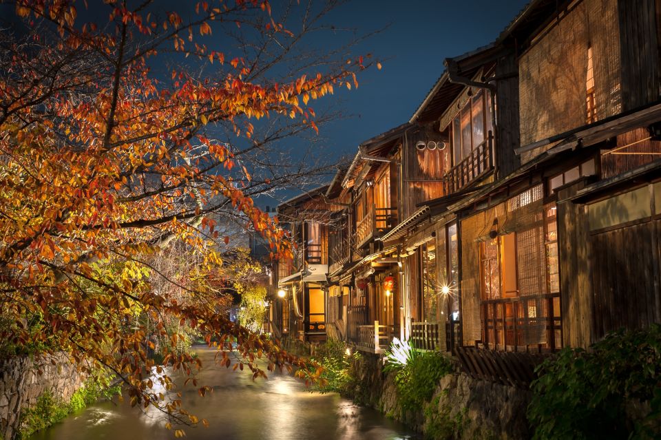 Kyoto: Gion District Guided Walking Tour at Night With Snack - Customer Feedback
