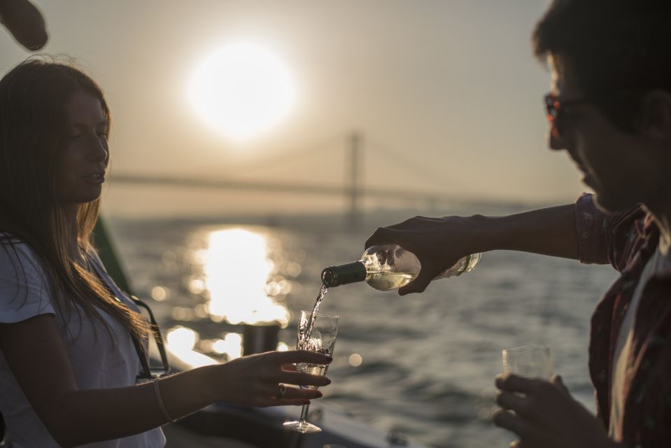 Lisbon: 1 or 2-Hour Tagus River Boat Cruise - Meeting Point and Contact Information