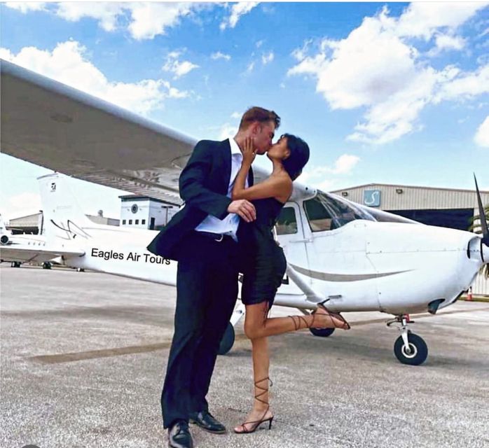 Miami: Romantic 1-Hour Private Flight Tour With Champagne - Customer Experience