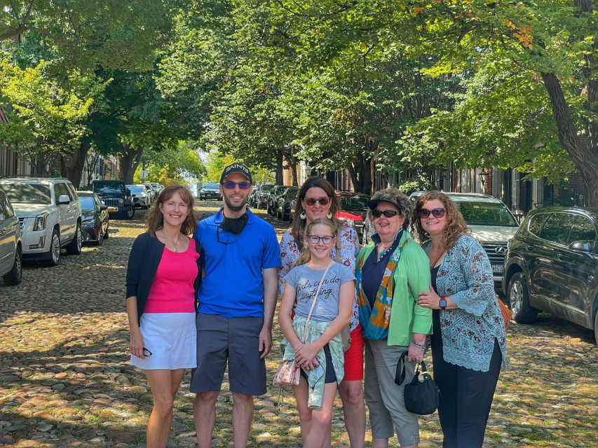 Old Town Alexandria: Southern Comfort Food & History Tour - Background
