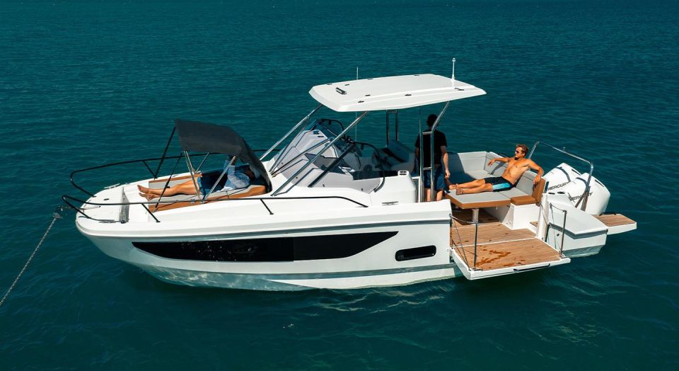 Private Boat Rental With Skipper to Aegina, Moni, Perdika - Enjoyment and Return