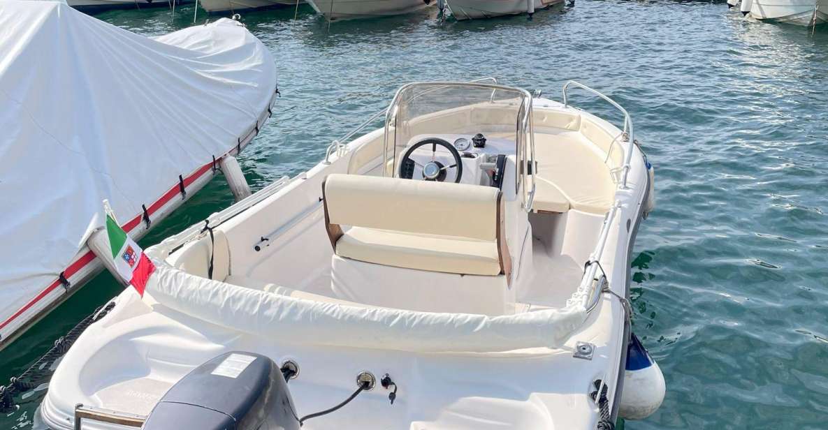 Ranieri Rent Boat 5h - Without a Captain - Common questions