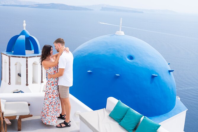 Santorini 1 Photo Tour Session With Your Personal Photographer - Additional Information for Travelers
