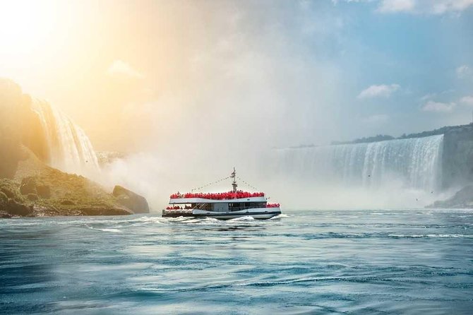 Small Group Tour of Niagara With Boat Cruise From Toronto - Niagara-on-the-Lake Visit