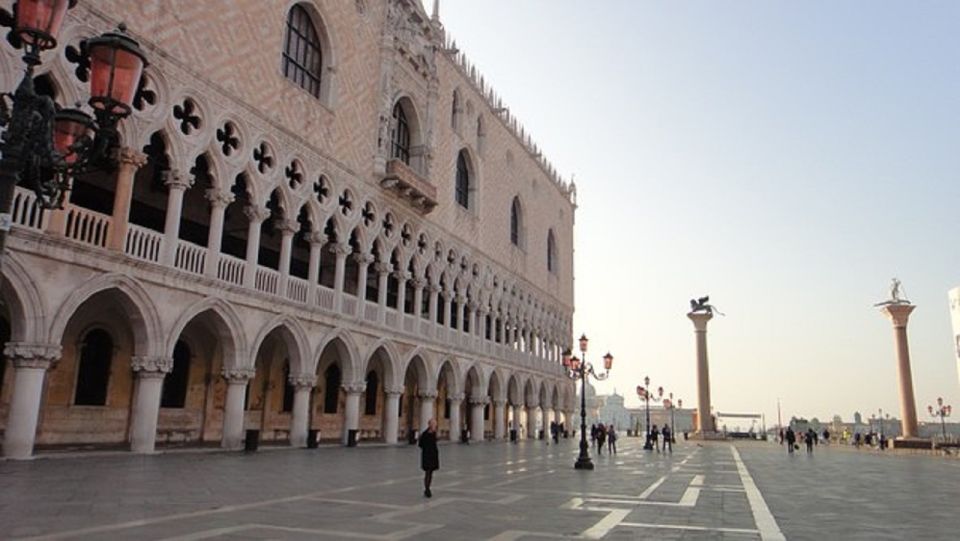 Venice: Doges Palace and Basilica Skip-the-Line Guided Tour - COVID-19 Note