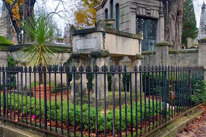 Visit the Père Lachaise Cemetery: a Self-Guided Tour - Common questions