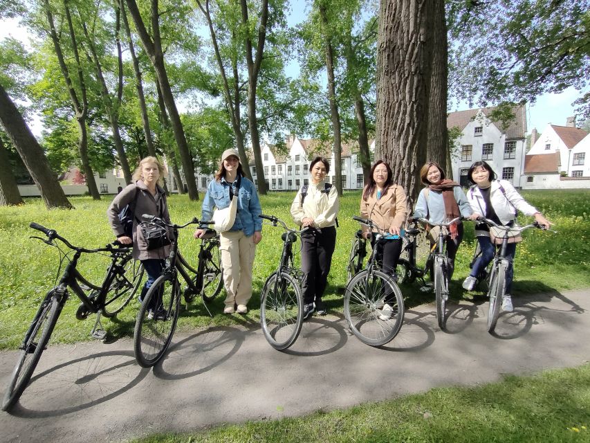 Bruges by Bike With Family and Friends! - Scenic Spots in Bruges