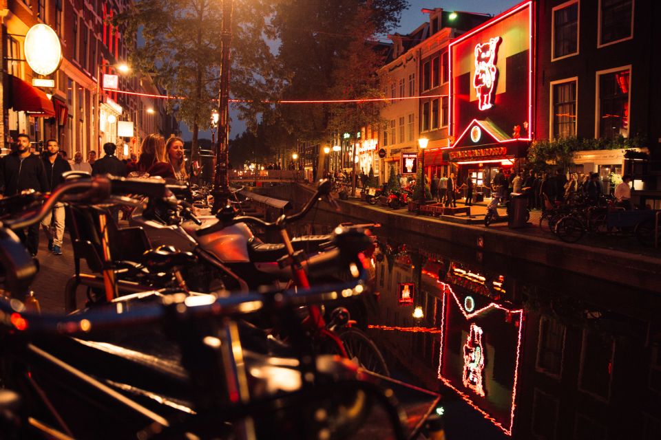 Coffeeshops and Red Light District Private Tour - Highlights of the Tour