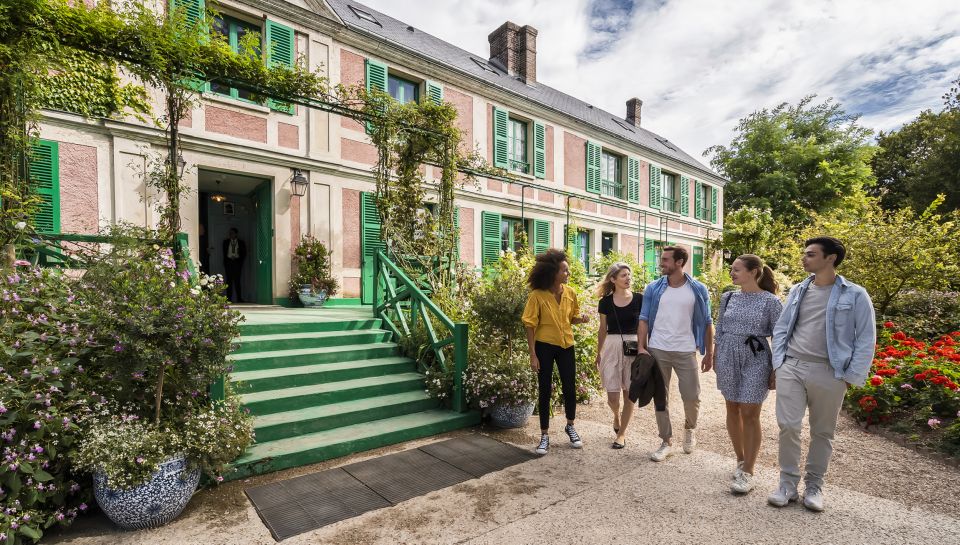 From Paris: Giverny Day Trip With Audio Guide or Live Guide - Important Trip Information