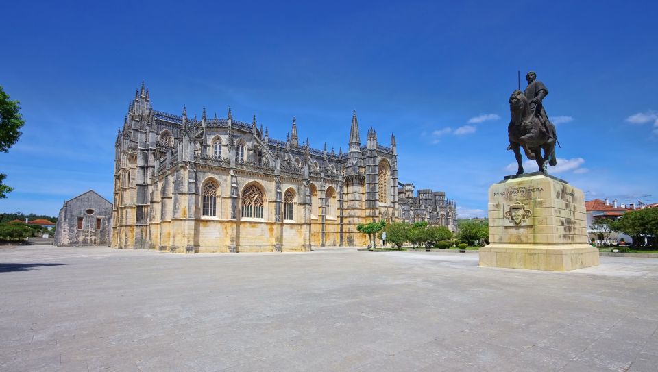 Full Day Private Tour: Fátima, Batalha & Óbidos From Lisbon - Booking Details