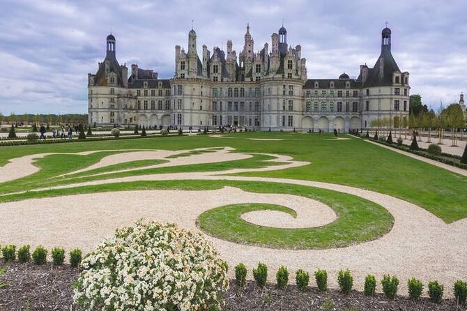 Loire Valley Chateaux From Paris Private Tour - Additional Resources