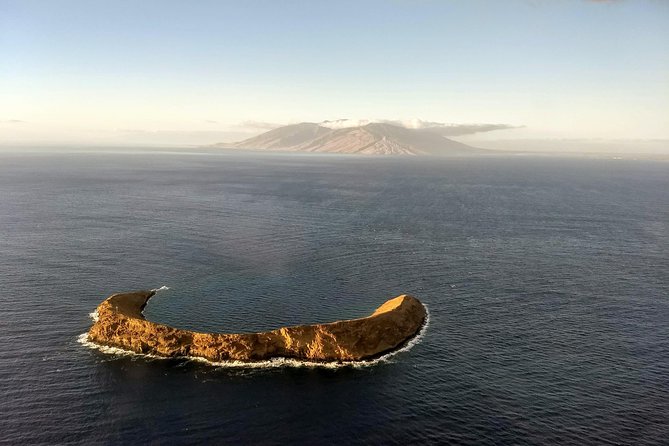 Maui Circle Island-Private-Air Tour: up to 3: Waterfalls & Lava! - Traveler Resources