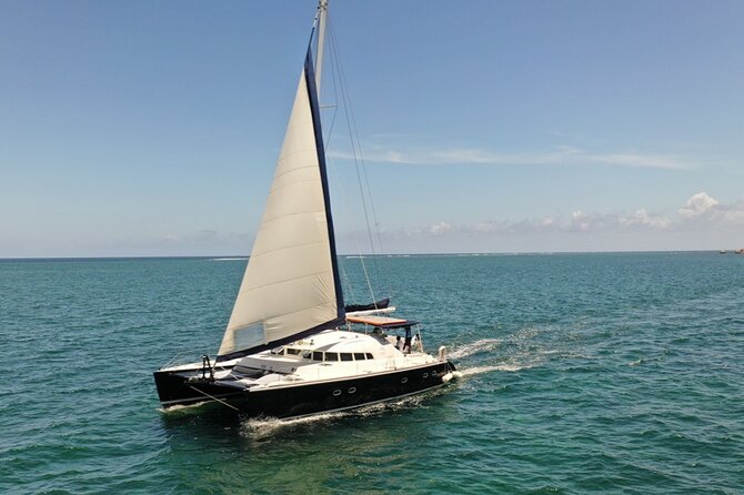 Puerto Morelos Catamaran Secret Sandbar Sail With Lunch and Drinks - Tips for a Smooth Experience