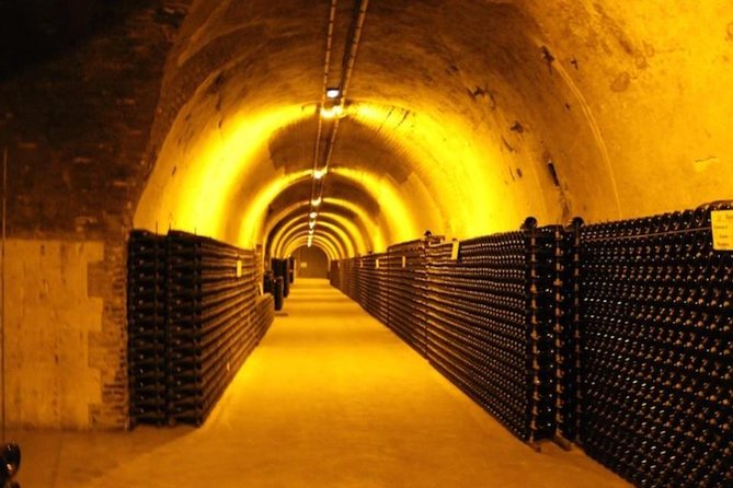 Ruinart Champagne Special Tour - Common questions