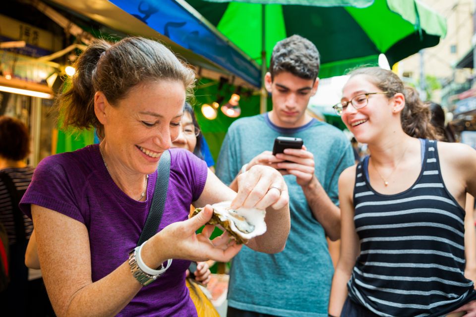 Tokyo: Tsukiji Outer Market Food and Drink Walking Tour - Experience Highlights and Local Insights