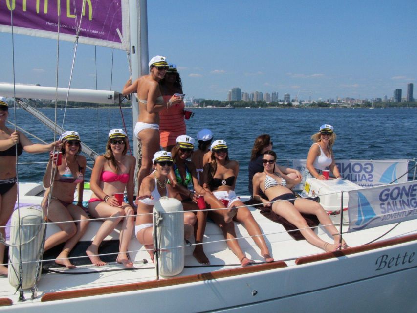 Toronto: Full Moon Sail on Lake Ontario - Participant Requirements