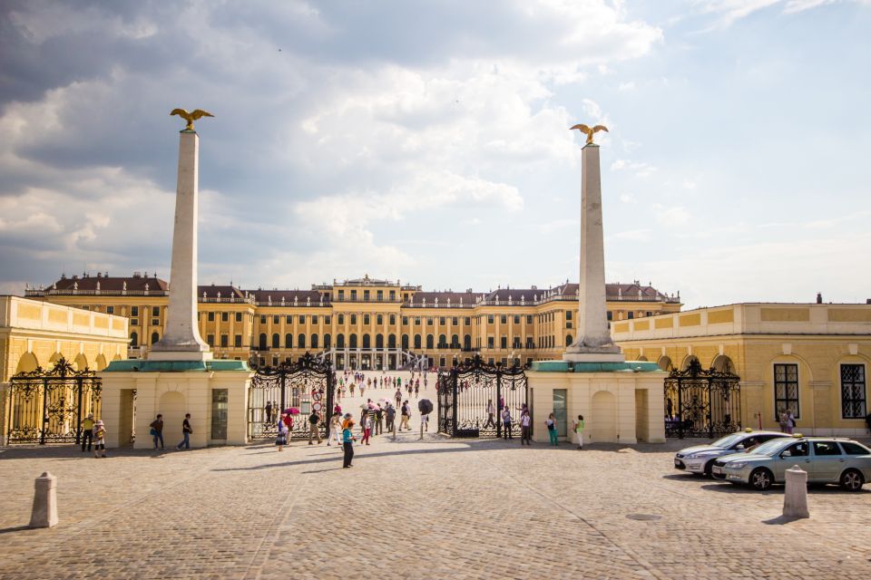 Vienna: 1-Day Hop-on Hop-off Bus Tour & City Airport Train - Free Cancellation Policy