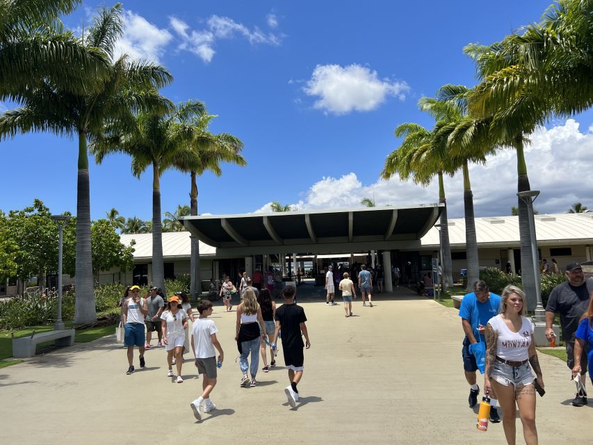 Waikiki: Pearl Harbor, USS Arizona Memorial, & Honolulu Tour - Common questions