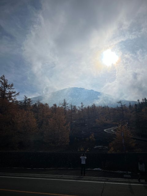 1 Day Private Tour Mt.Fuji & Hakone English Speaking Driver - Common questions
