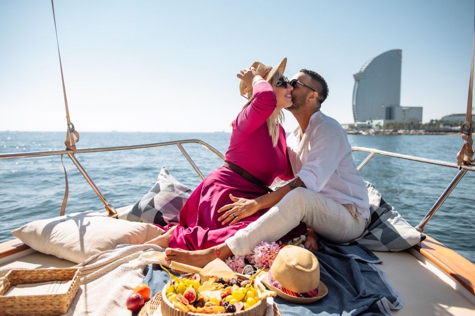 A Romantic Date on a Boat - Booking Details