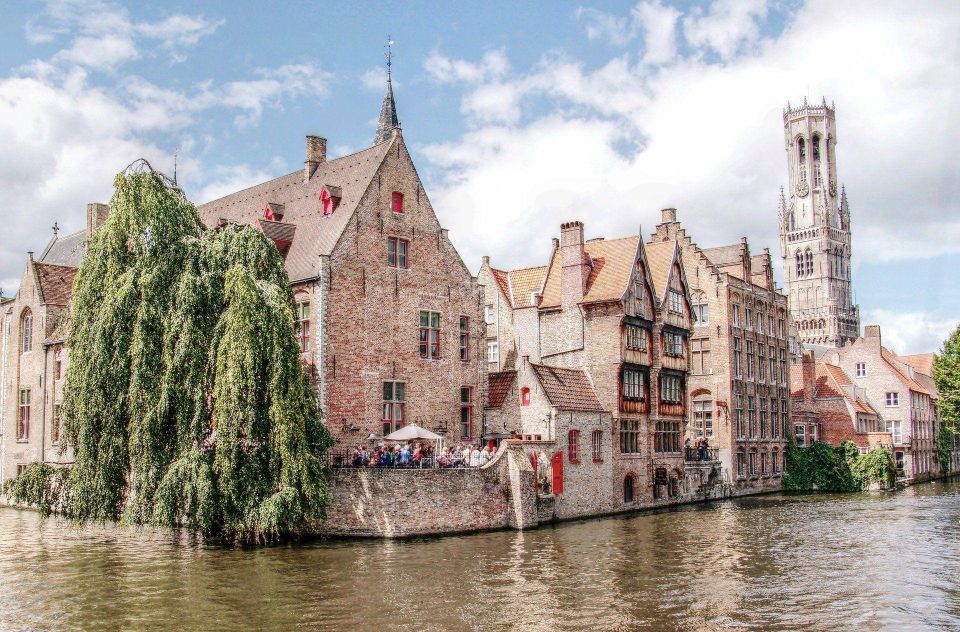 Bruges: Christmas Market Private Walking Tour - Common questions