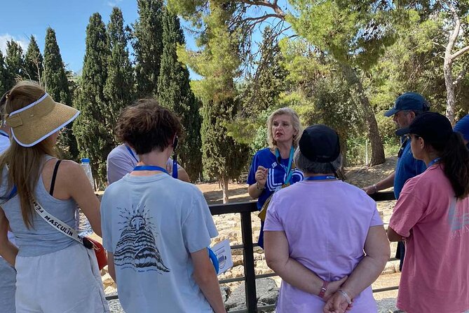 Knossos Palace Skip-The-Line Ticket (Shared Tour - Small Group) - Common questions