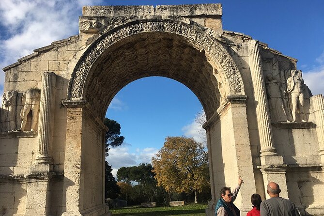 Les Baux De Provence: Wine Day Tour: 8 Hours - Booking Information