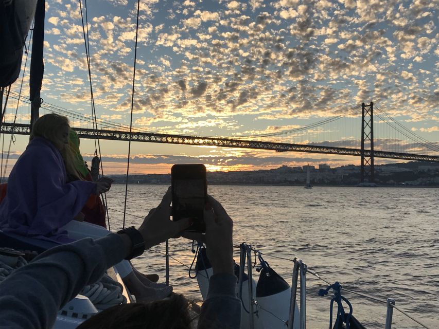 Lisbon: Sunset Sailing Cruise With Wine - Final Words