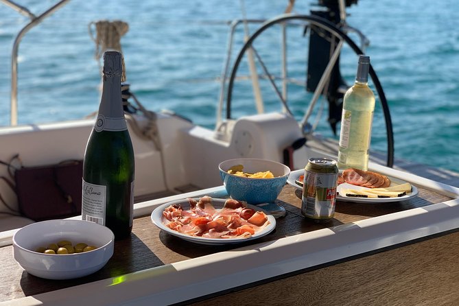 Mallorca Midday or Sunset Sailing With Light Snacks and Open Bar - Weather and Cancellation Policy