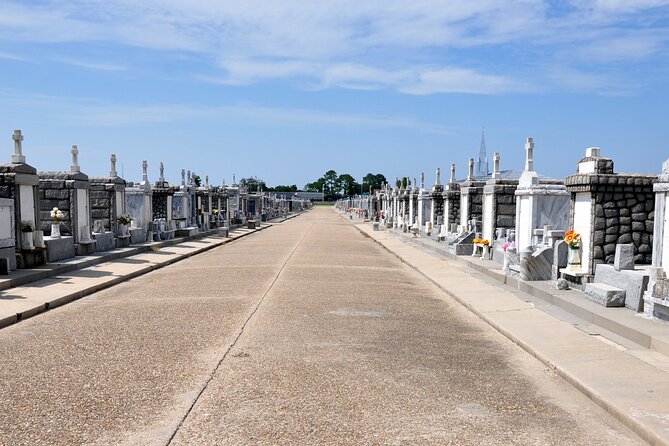 New Orleans Cemetery Tour - Tour Availability