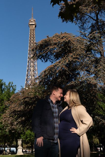 Paris: Private Eiffel Tower Couples Photo Shoot - Common questions